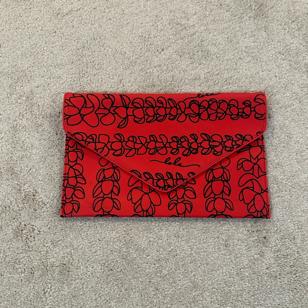 Simply Sisters by Lola clutch